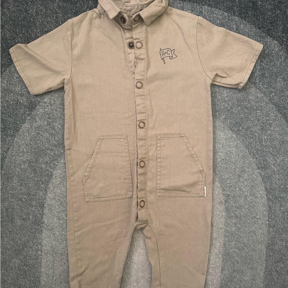 Rylee + Cru Olive Button-Up with Logo